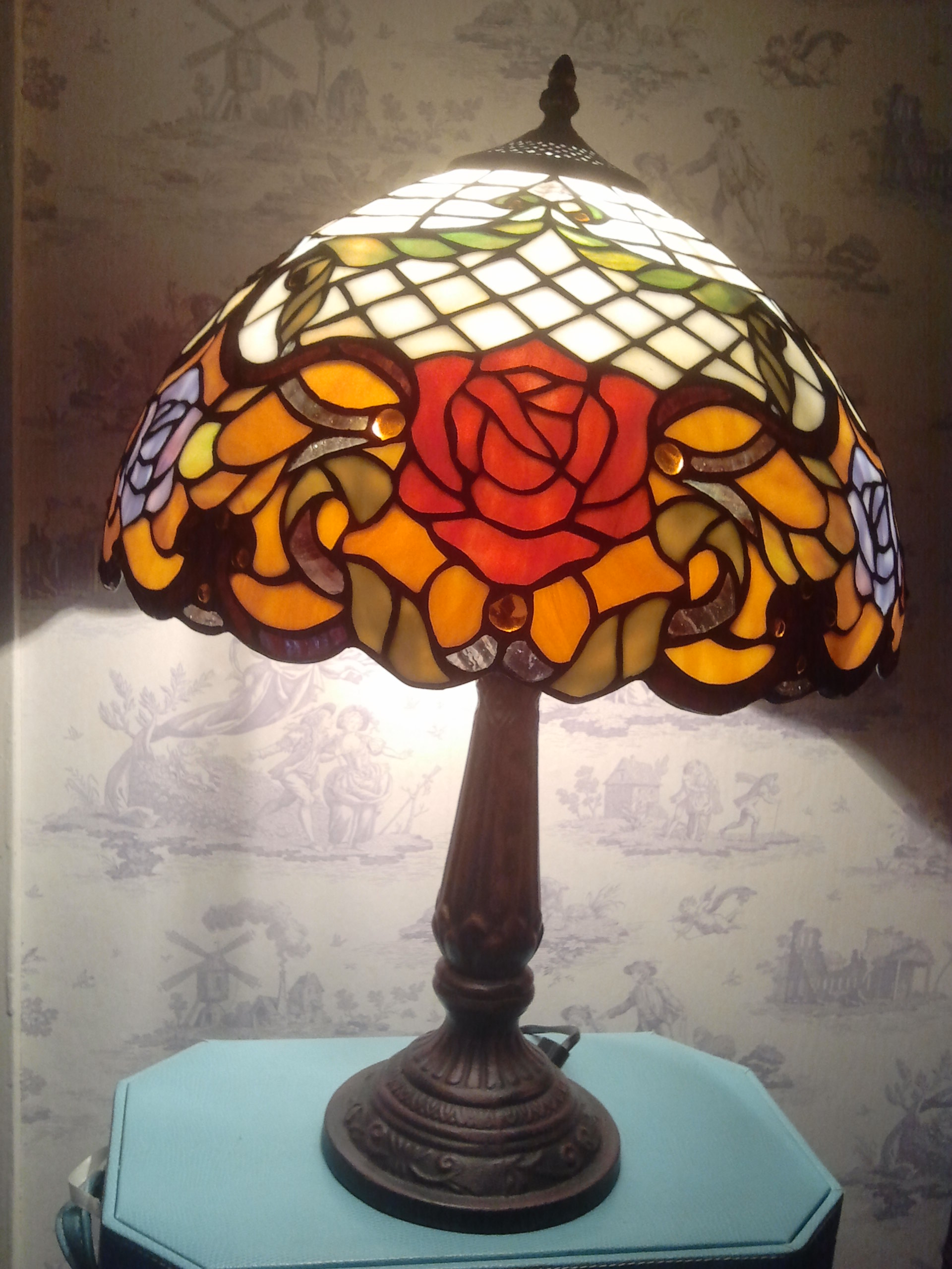 Rose Pattern Tiffany Lamp.jpg