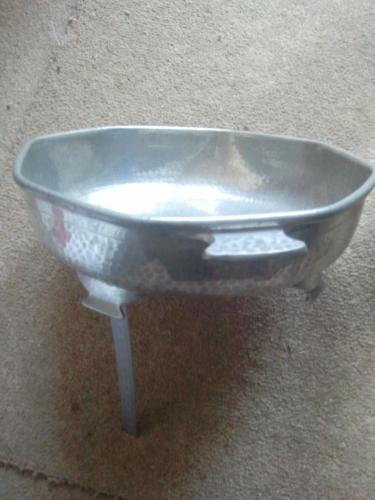 Art Nouveau beaten Pewter Fruit Bowl2.jpg
