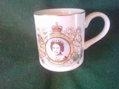 J&G MEAKIN Silver Jubalee Mug.jpeg