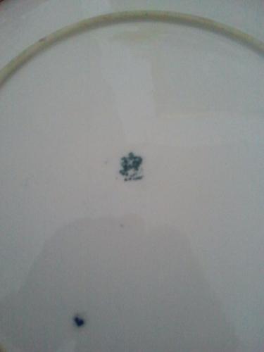 Vintage, Willow Pattern Gold rimmed Coalport 10 inch plate2.jpeg